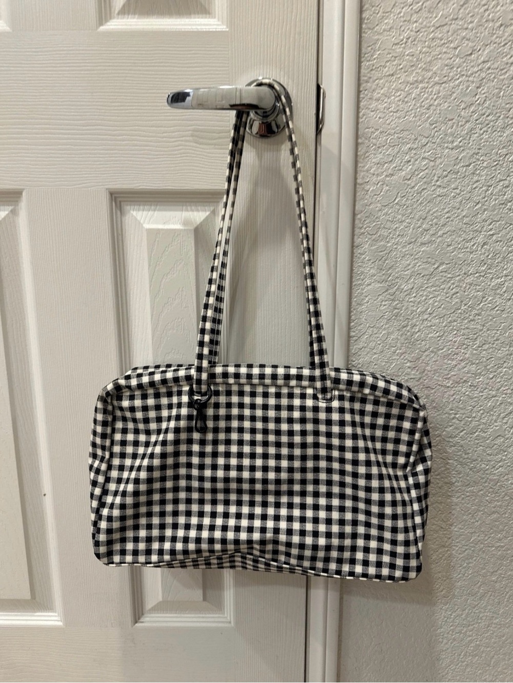 BAGGU Black and White Gingham Medium Bowler
